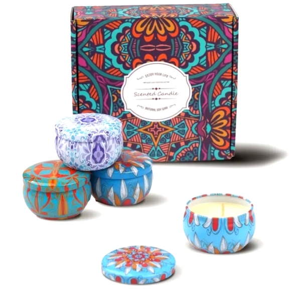 New In Box 4 Pc Colorful Scented Candle Set - Picture 1 of 7